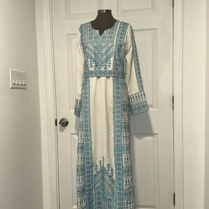 Palestinian Thob/Abaya (traditional wear) hand glued crystals